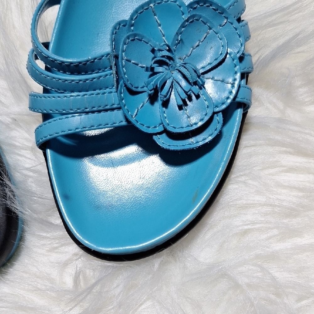 Croft & Barrow Vibrant Blue Floral Sandals - Picture 5 of 9